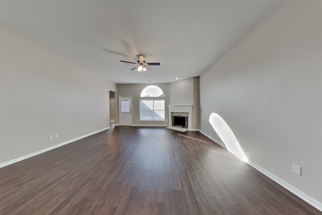 Foto del edificio - 7002 Winter Blossom Dr