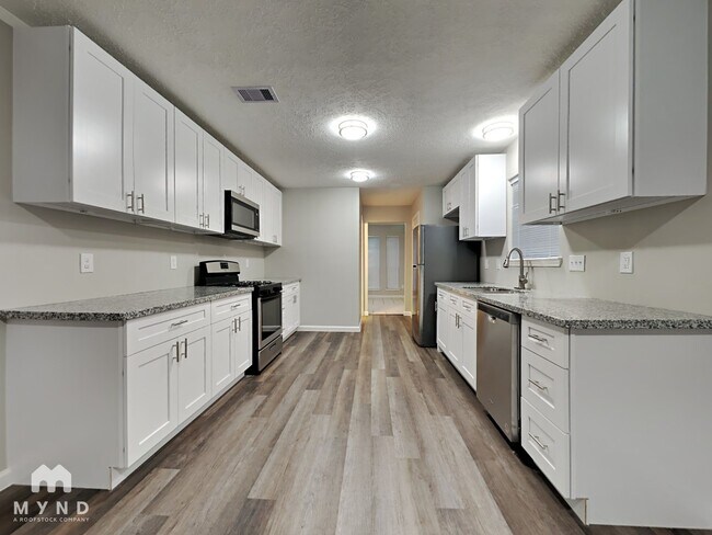 Foto del edificio - 22514 Willow Branch Ln