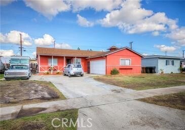 Foto principal - 1637 W Woodcrest Ave
