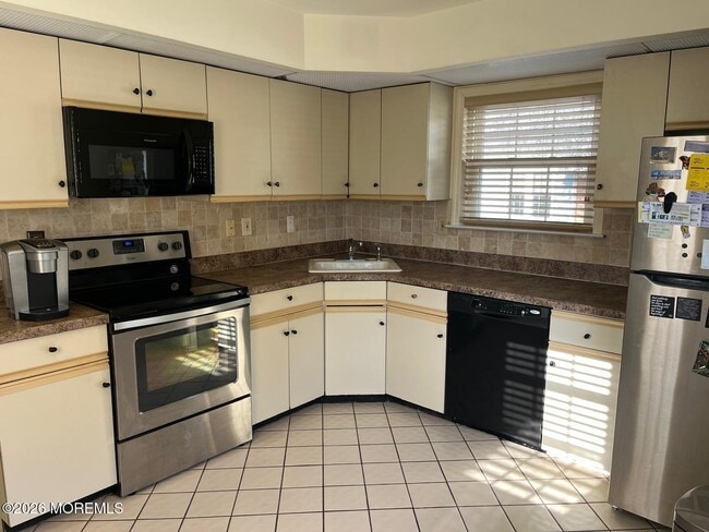 Foto del edificio - 27C Benjamin Franklin Dr