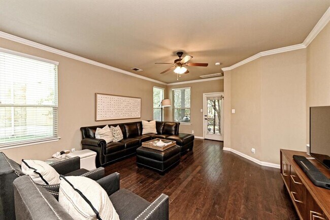 Foto del edificio - 411 S Meadowlark St