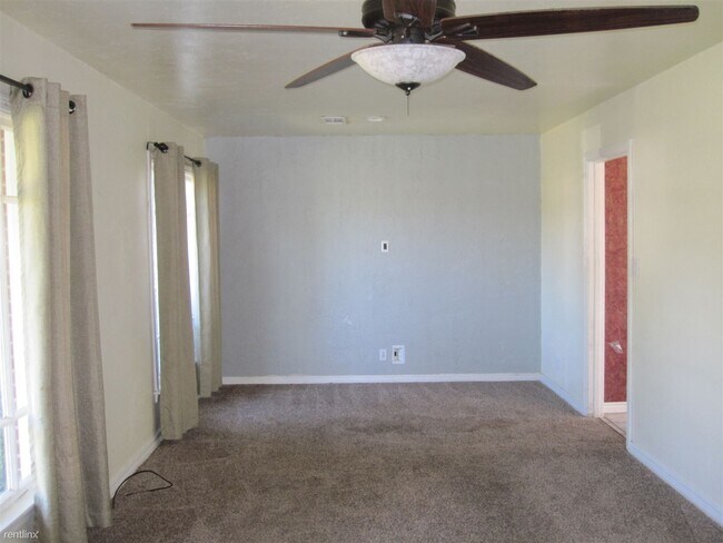 Building Photo - 3 br, 1 bath House - 3621 Cline Road