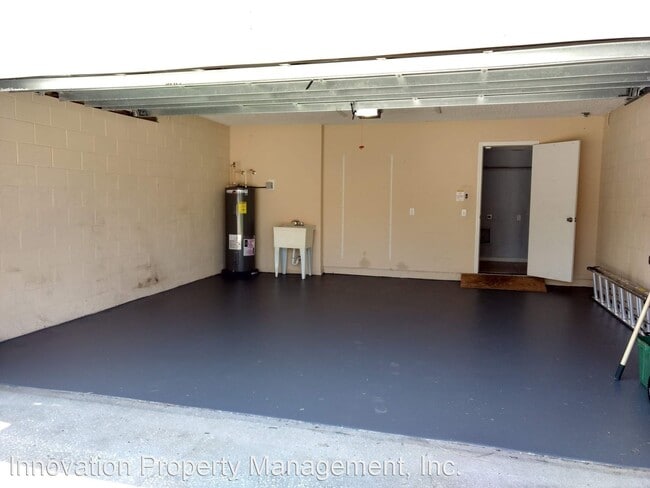 Building Photo - 4 br, 3 bath House - 121 Carmel Bay Dr