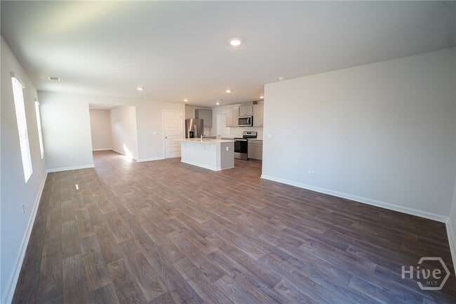 Building Photo - 102 Painted Lady Lp