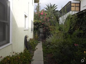 Tower District Apartments for Rent - Fresno, CA - 13 Rentals ...