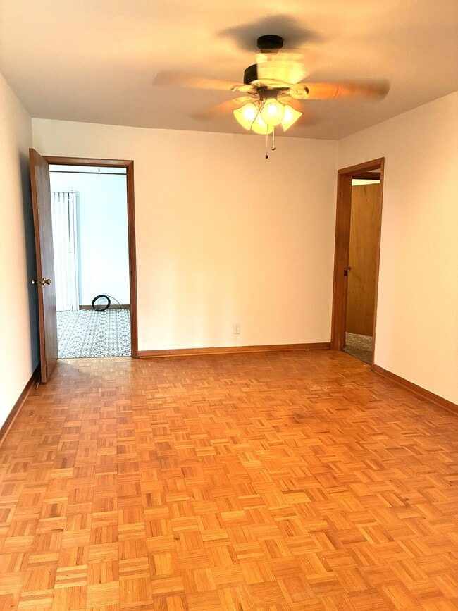 Building Photo - 1619 Ave G