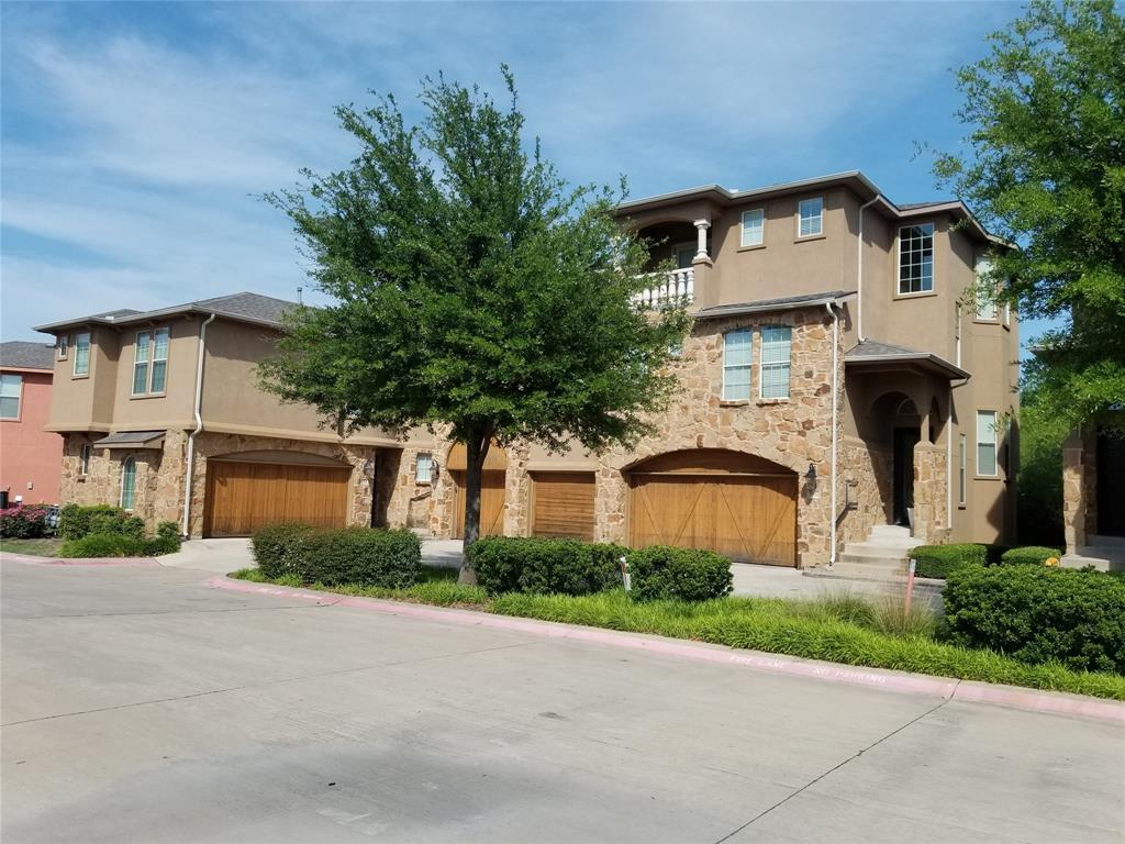 Primary Photo - 2635 Villa Di Lago Dr