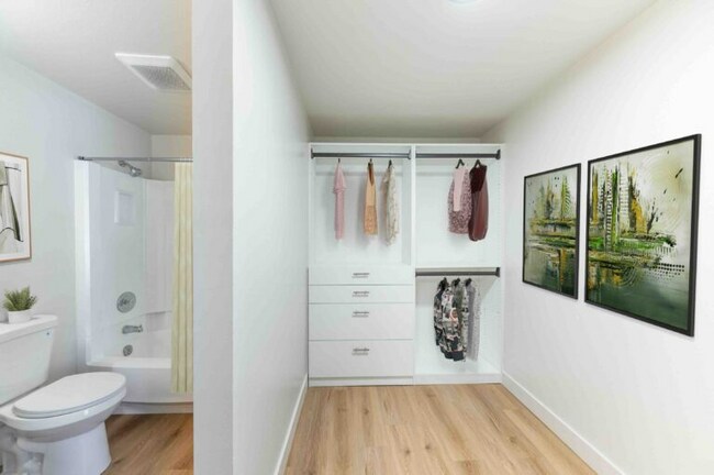 Foto del edificio - 1617 N Virginia St