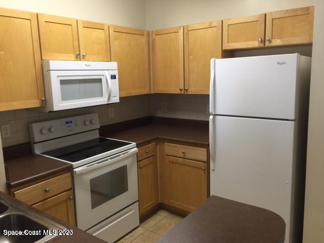 Building Photo - 6470 Borasco Dr