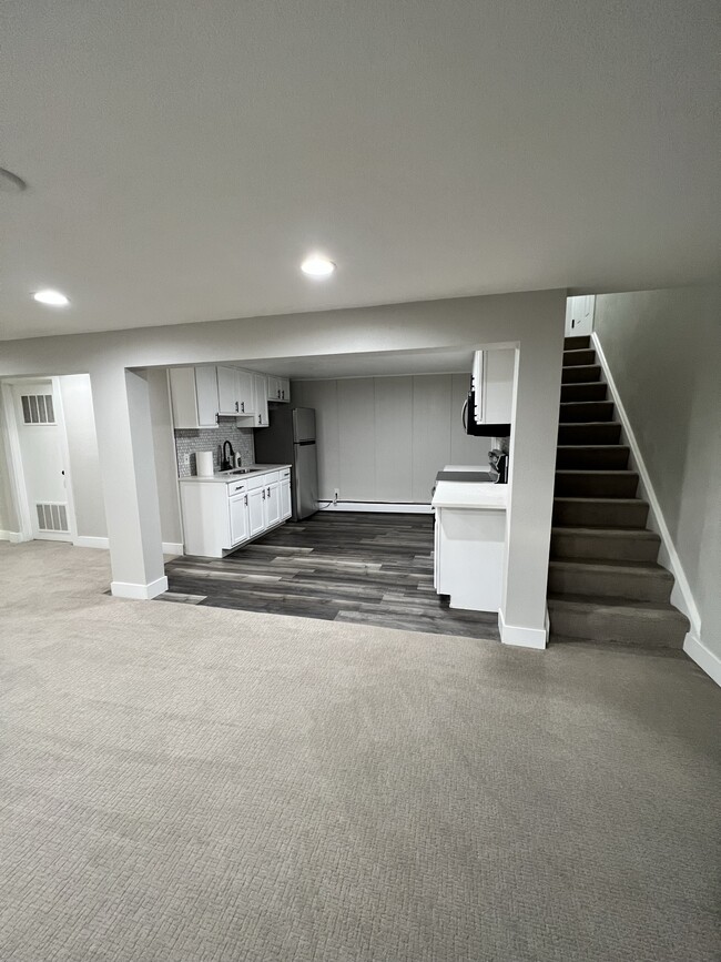 Foto del edificio - 424 S Holland Ct
