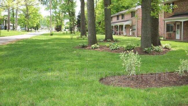 Foto del edificio - 470 Brentwood Dr