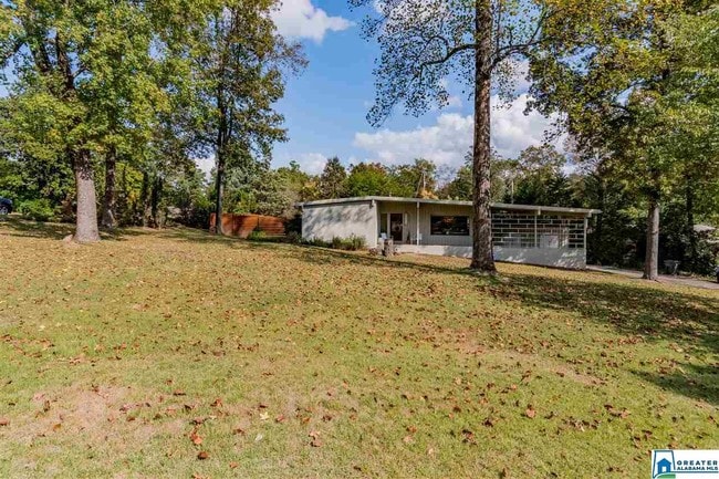Building Photo - 2201 Brookdale Ln