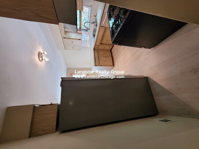 Foto del edificio - 4628 Plainfield