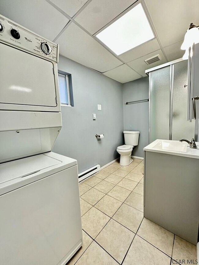 Foto del edificio - 2008 Forest Hills Dr