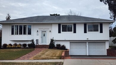 Building Photo - 20 Steuben Dr