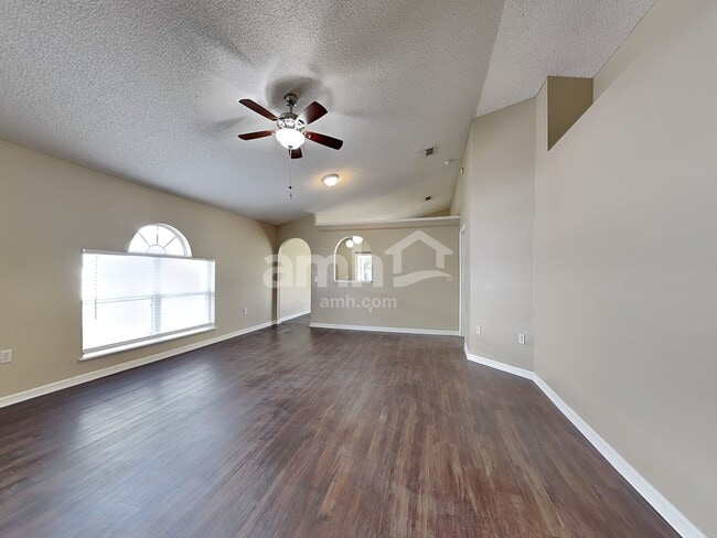 Foto del edificio - 116 Placid Woods Ct