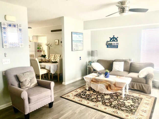 Foto del edificio - 28 Bay Ave