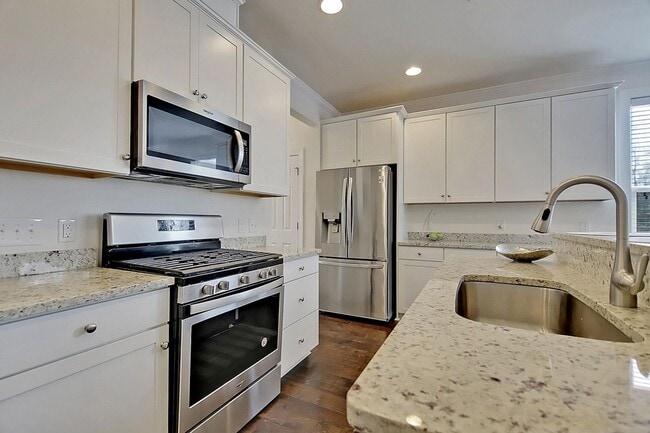 Foto del edificio - 3/2.5 home in the desirable neighborhood of Boltons Landing in West Ashley!