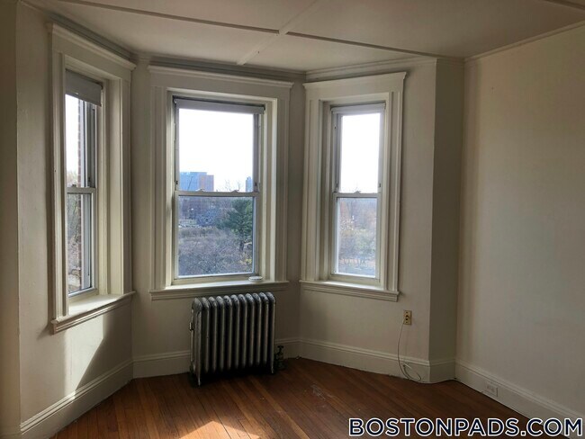 Foto del edificio - 1175 Boylston St