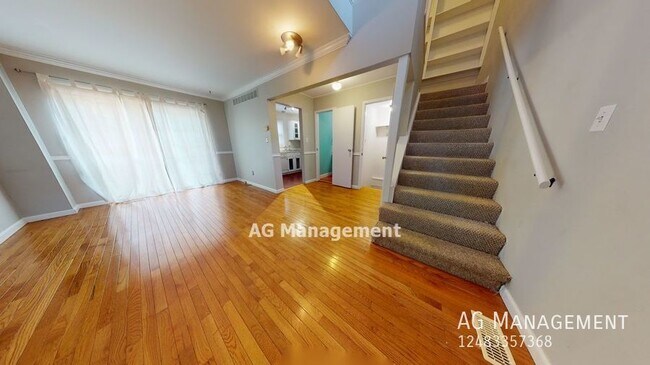Foto del edificio - 5015 N Crooks - Bldg 2, Apt 25