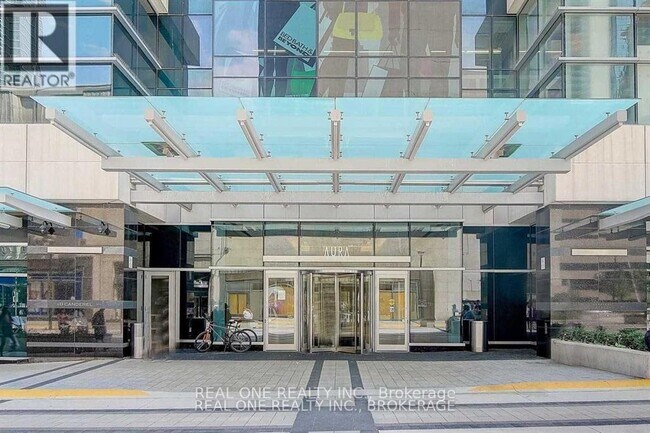 Building Photo - 386-4386 Yonge St