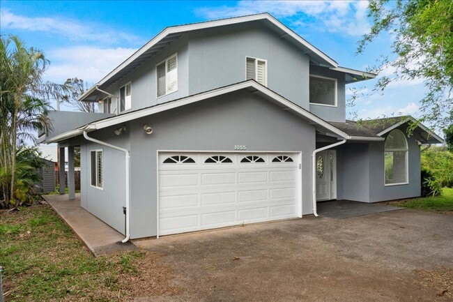 Building Photo - 3 Bed/ 2.5 Bath Two-Story Home with Yard and Garage