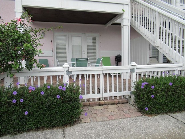 Building Photo - 5156 Beach Dr SE
