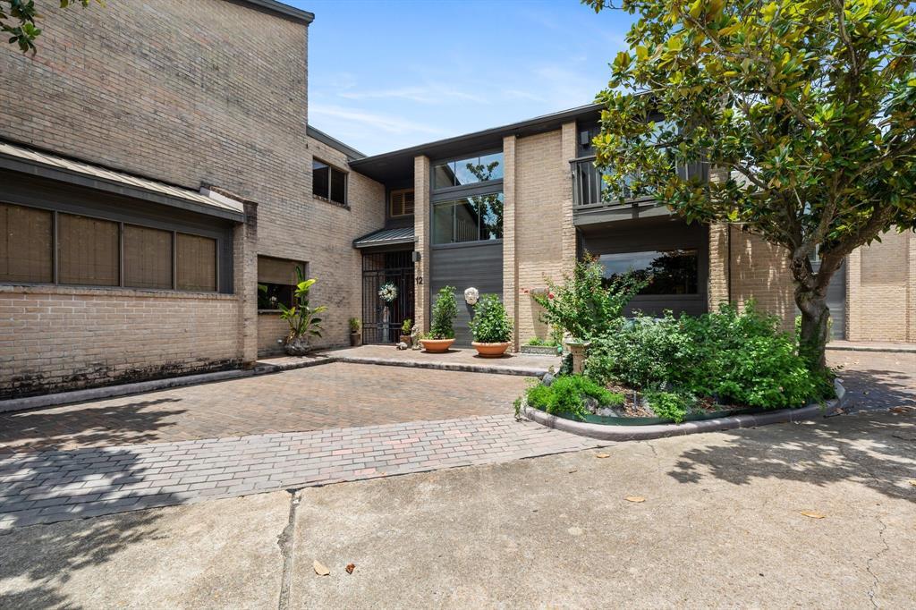 8800 Woodway Dr Unit 12, Houston, TX 77063 Condo for Rent in Houston, TX