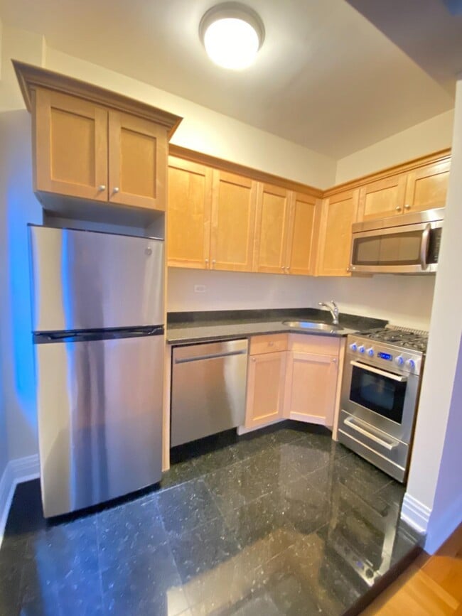 Foto del edificio - 141 E 56th St