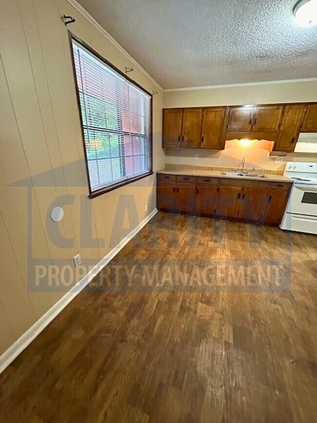 Foto del edificio - 956 Thompson Springs Rd SE