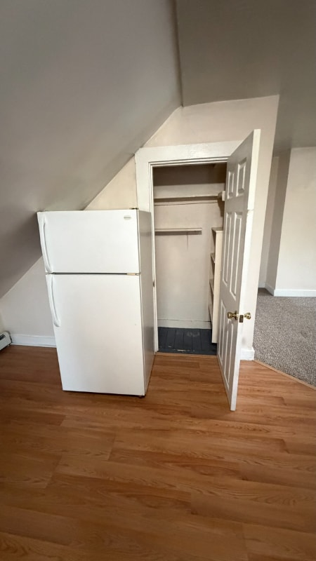 Building Photo - 182 Dexter St