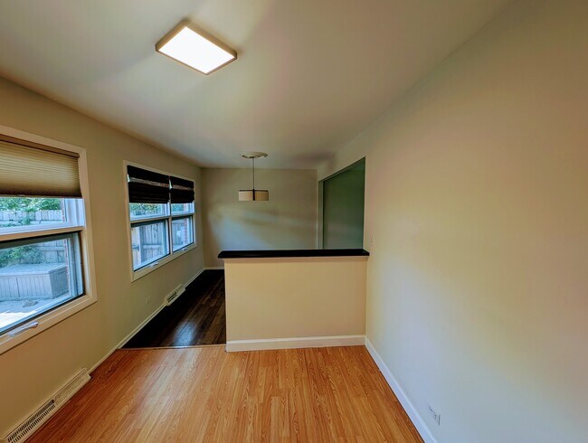 Foto del edificio - 3131 Lake Ave