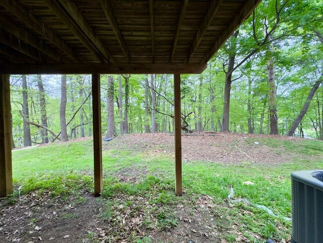 Building Photo - Charming 4 Bedroom/3.5 Bathroom Townhome in Cedarwood Estates, Pikesville, MD!