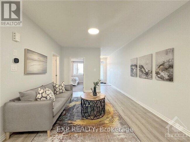 Building Photo - 169 Anthracite Private