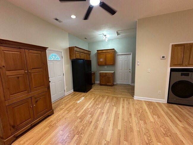 Building Photo - 9801 Providence Forest Ln