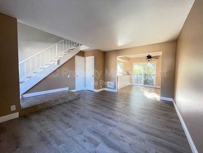 Foto del edificio - 8075 Caminito de Pizza