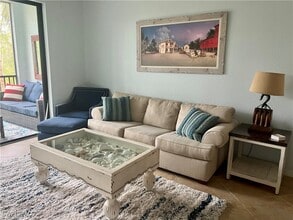 Building Photo - 9715 Acqua Ct