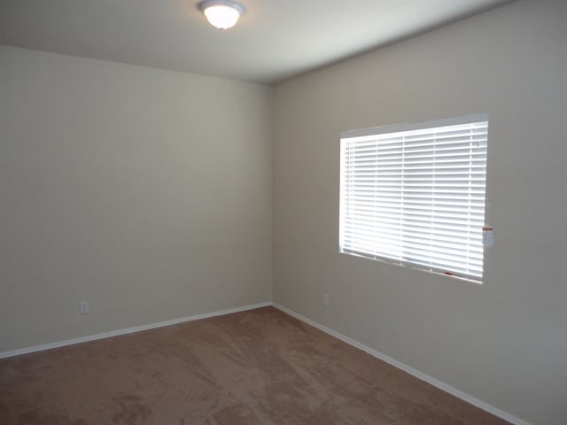 Building Photo - 6506 S 10th Dr