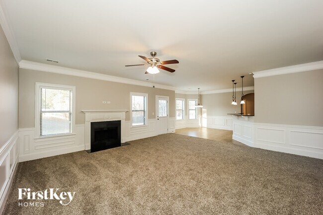 Building Photo - 9172 Overlook Dr