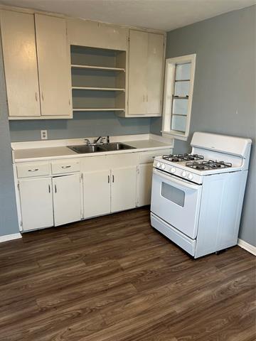 Foto del edificio - 409 Wildwood Dr