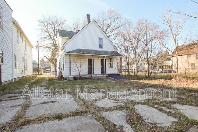 Building Photo - 1101 E 66th St