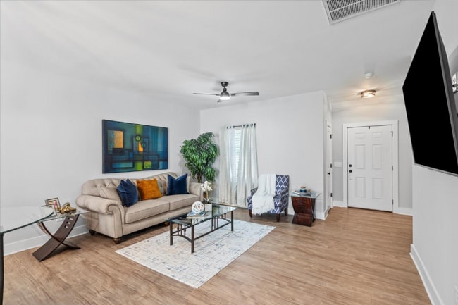 Foto del edificio - 191 Freeze Ave NW