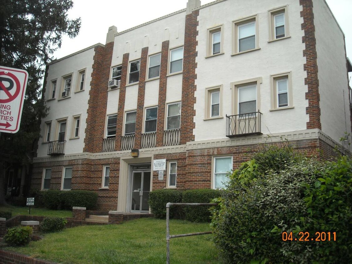 Primary Photo - 2618 Idlewood Ave