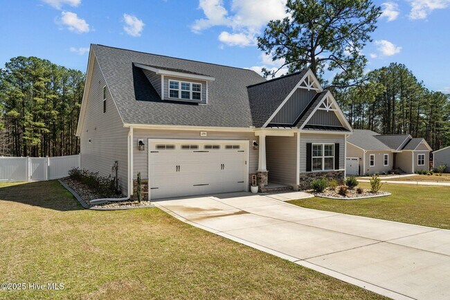 Building Photo - 109 Country Ridge Ln