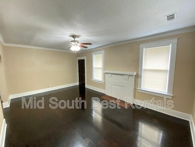 Foto del edificio - 2080 Jackson Ave