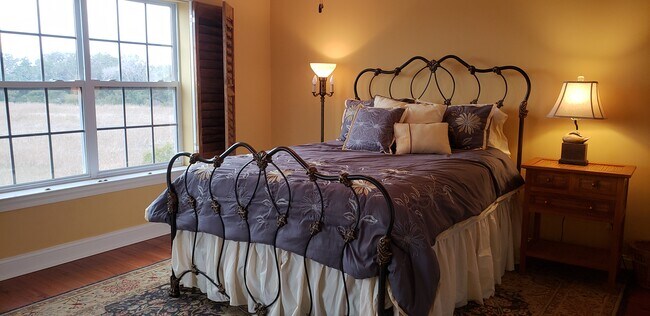 Vista de arriba hacia abajo de una casa unifamiliar - 91 Screven St