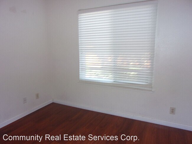 Building Photo - 2821 Sunburst Dr