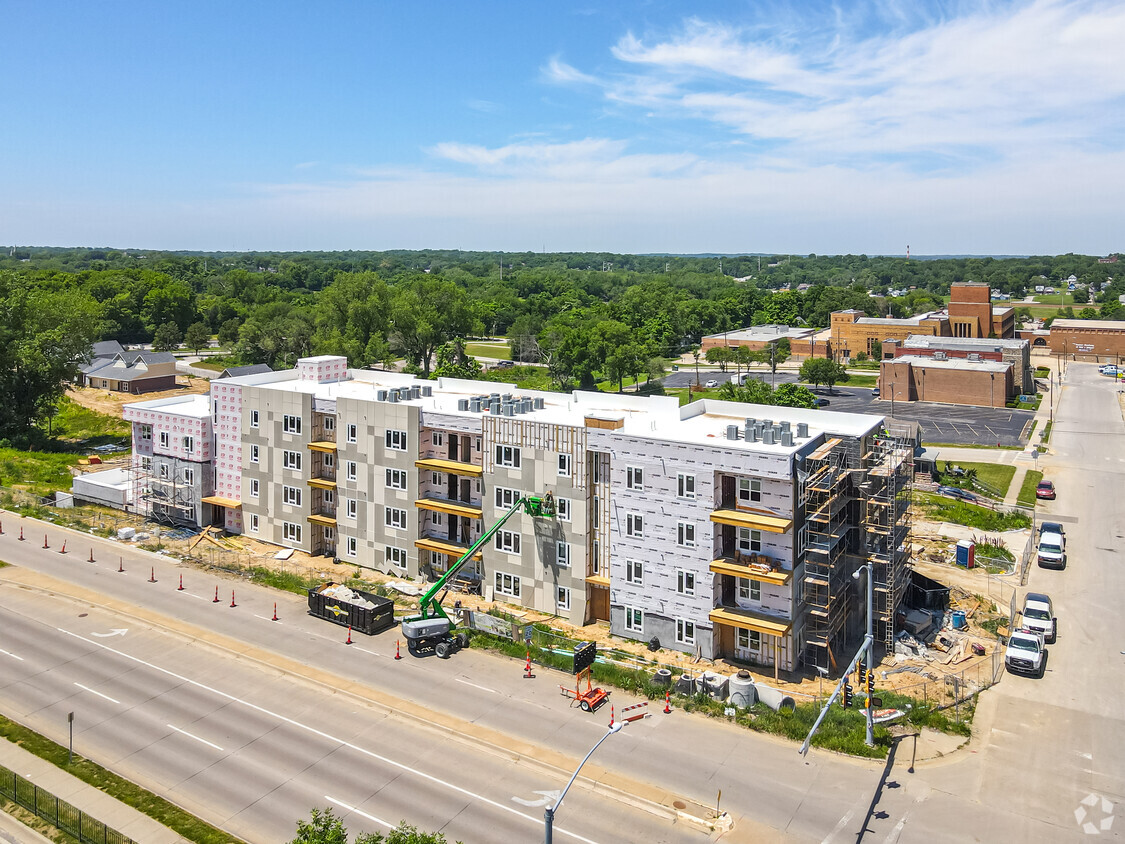 Primary Photo - Boulevard Lofts