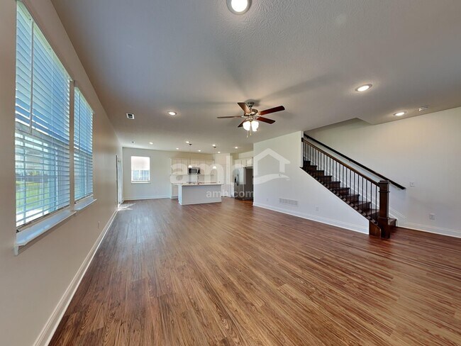 Foto del edificio - 8383 Merlin Dr