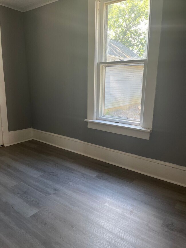 Foto del edificio - Section 8 Accepted! Cozy 3-Bedroom Home!